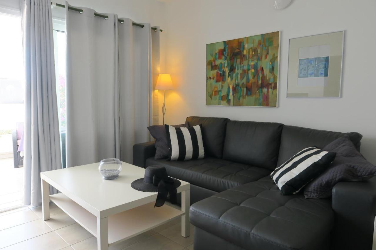Casa Arrigo - Splendido Bungalow Centrale Con Grande Terrazza E Vista Mare Puerto del Carmen  Bagian luar foto