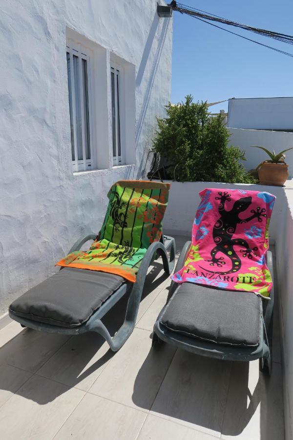 Casa Arrigo - Splendido Bungalow Centrale Con Grande Terrazza E Vista Mare Puerto del Carmen  Bagian luar foto